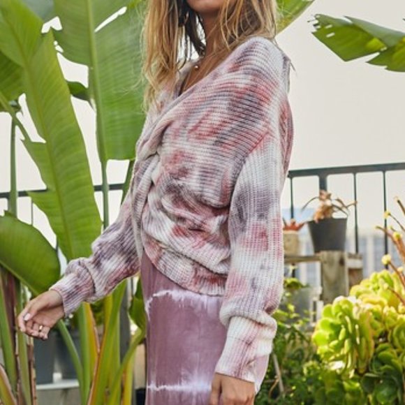 Cranberry Wine Tie Dye Twist V Reversible Sweater - Picture 4 of 14